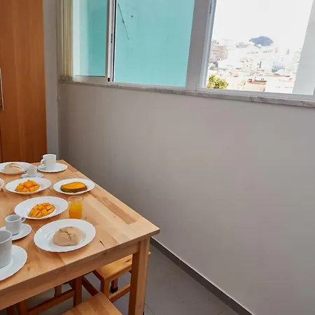 Anjos Apartment, Lisbeyond 公寓 *